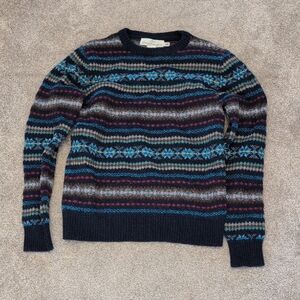 H&M Men's Blue and Red Patterned Crewneck Sweater